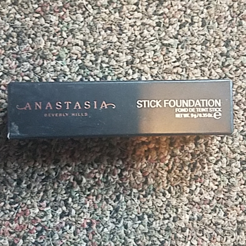 Anastasia Beverly Hills stick Foundation